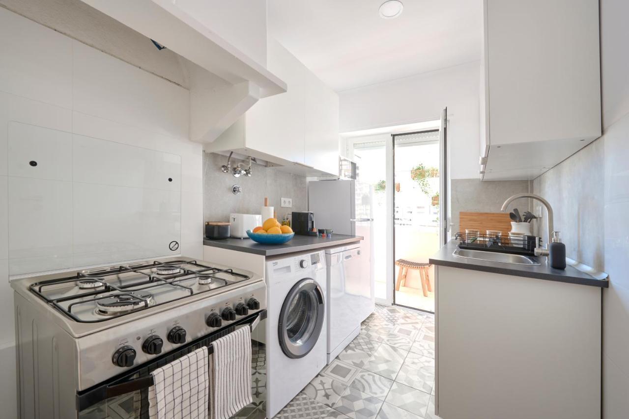 Enjoy The Sunny Balcony, By Timecooler Apartment Lisboa Ngoại thất bức ảnh